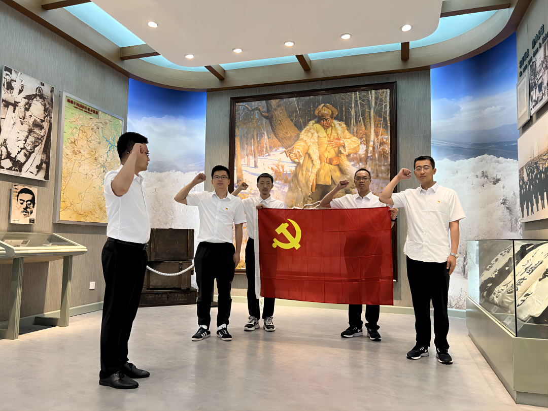 踏寻先辈足迹 弘扬民族精神——米兰.体育(中国)官方网站,MILANSPORTS驻长春项目部开展七一主题党日活动 踏寻先辈足迹 弘扬民族精神——米兰.体育(中国)官方网站,MILANSPORTS驻长春项目部开展七一主题党日活动